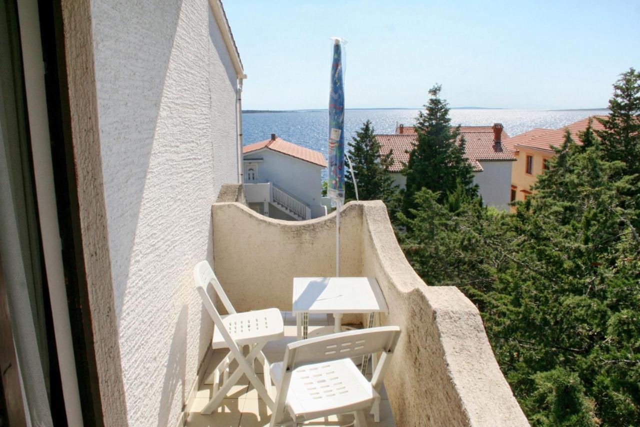 Apartments By The Sea Mandre, Pag - 3084 Kolan Bagian luar foto