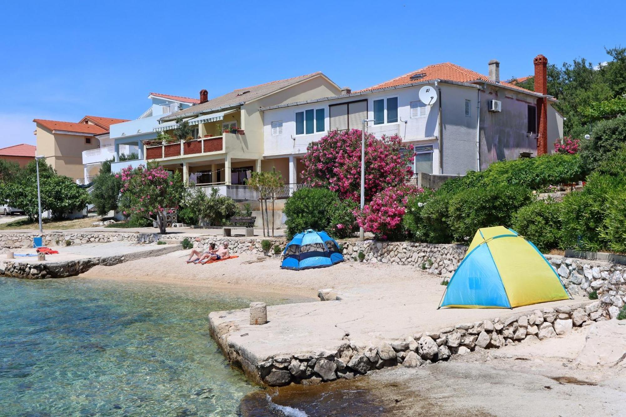 Apartments By The Sea Mandre, Pag - 3084 Kolan Bagian luar foto