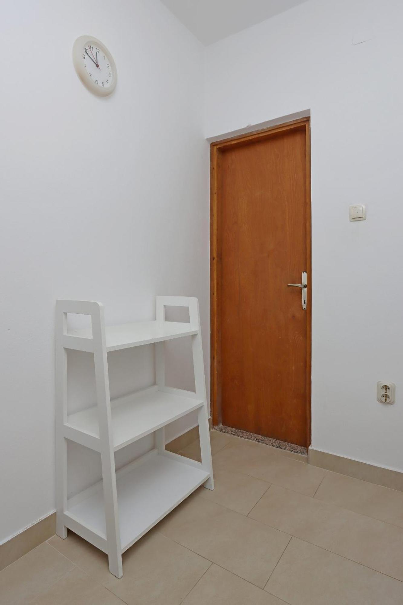 Apartments By The Sea Mandre, Pag - 3084 Kolan Ruang foto
