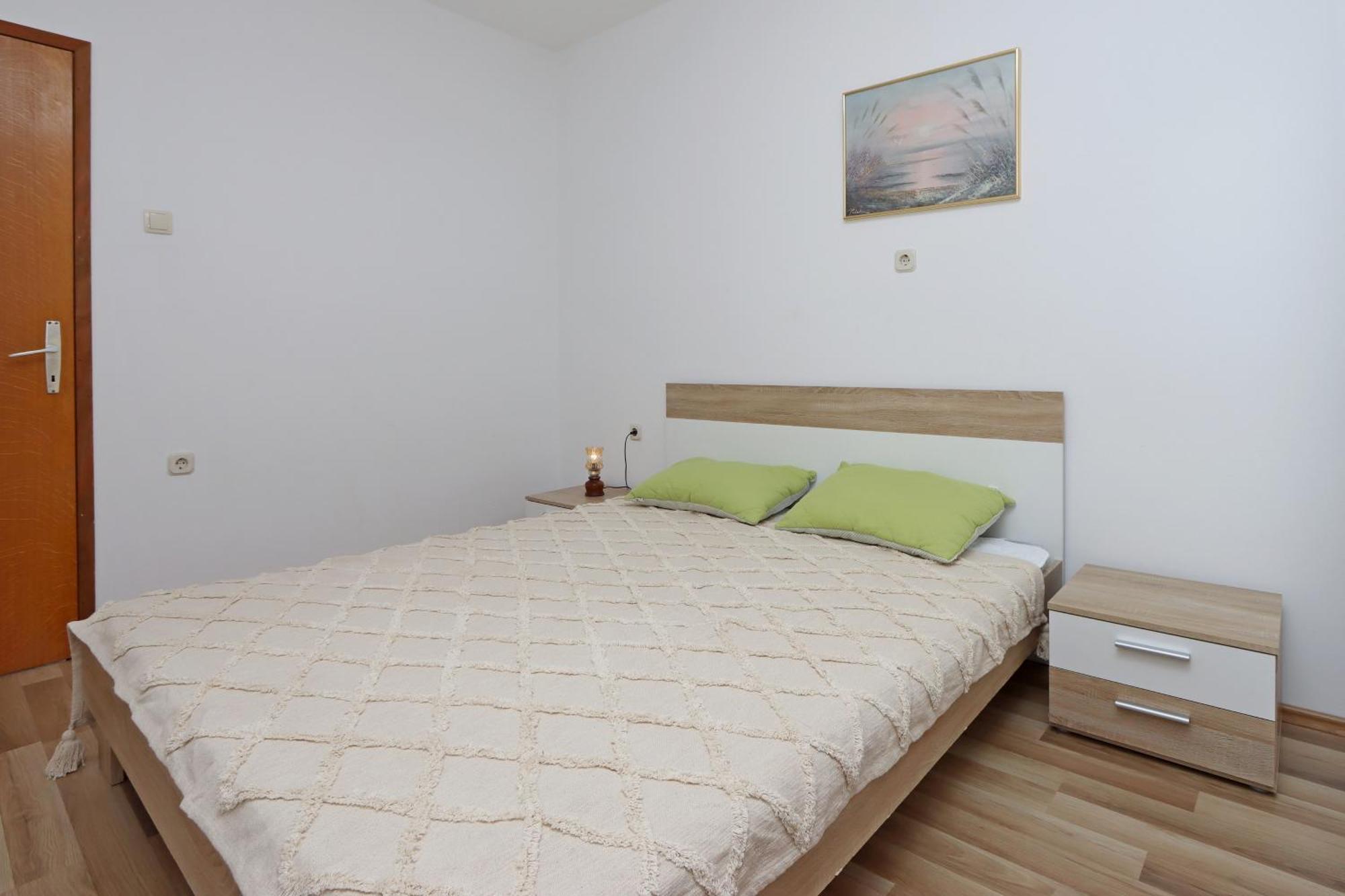 Apartments By The Sea Mandre, Pag - 3084 Kolan Ruang foto