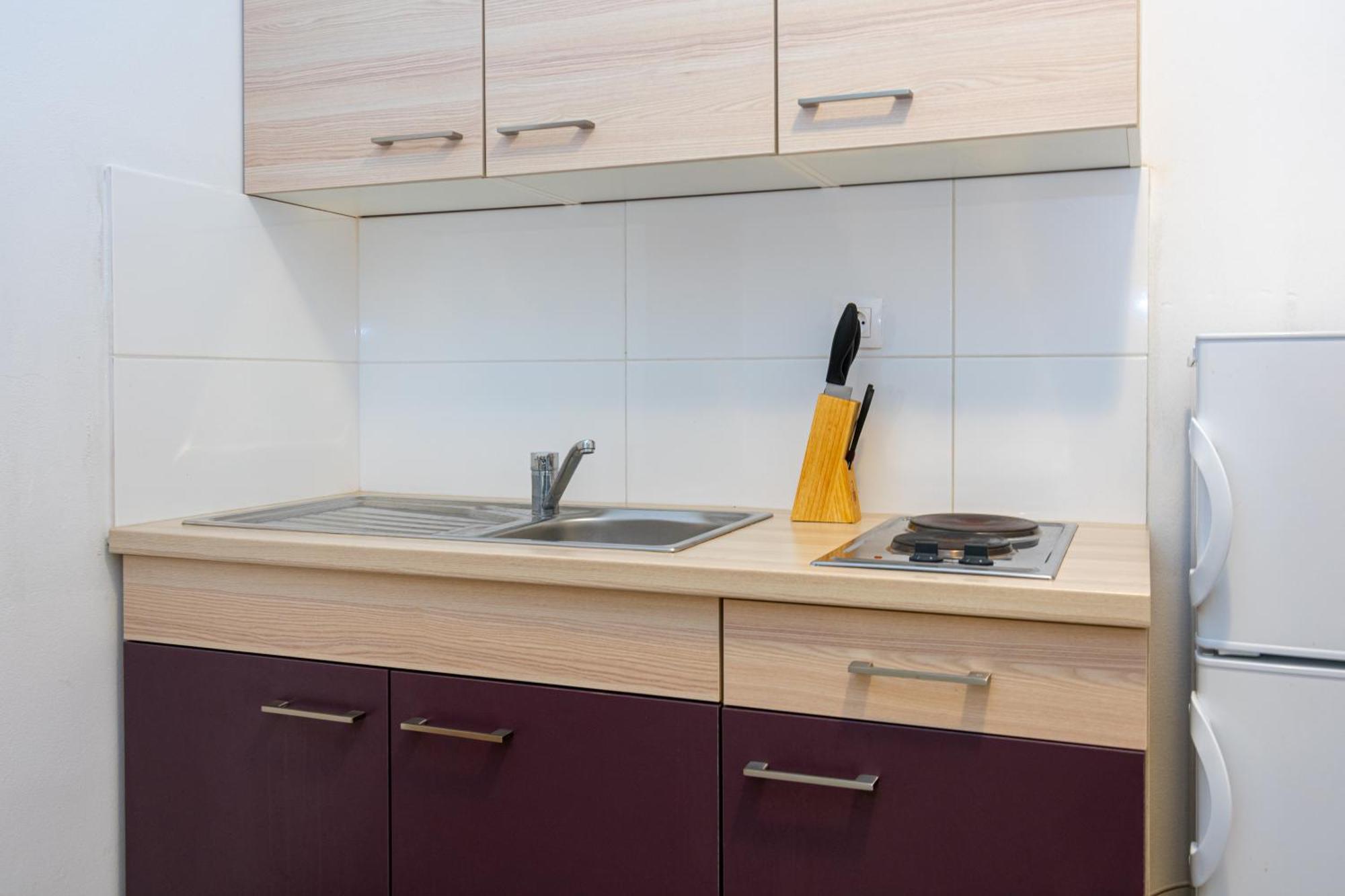 Apartments By The Sea Mandre, Pag - 3084 Kolan Ruang foto