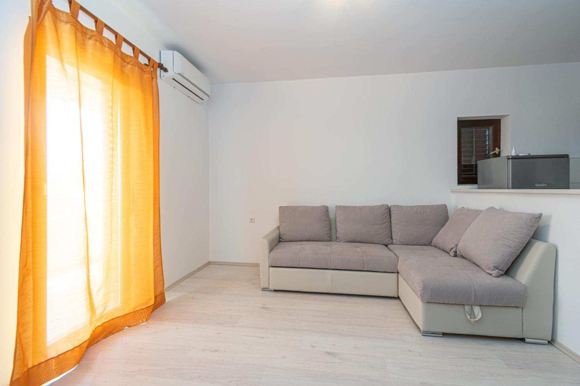 Apartments By The Sea Mandre, Pag - 3084 Kolan Ruang foto
